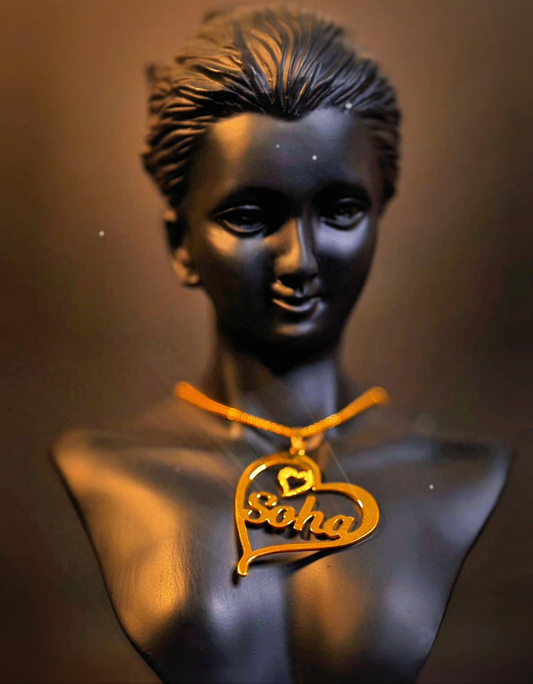 Queen of Hearts Necklace