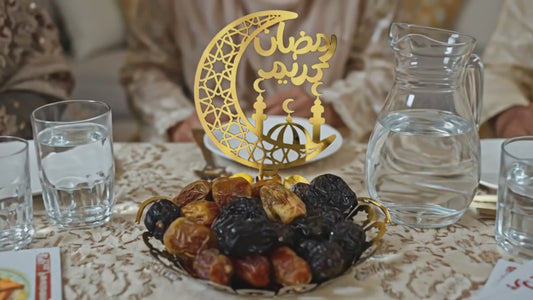 Ramzan Mubarak Premium Metal Iftar Tray – Luxury Gold Finish Crescent Moon Serving Platter for Ramadan